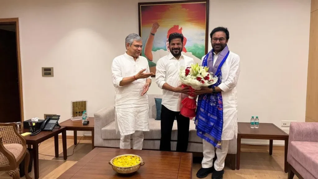 రైల్వే మంత్రితో సీఎం రేవంత్, కిషన్ రెడ్డి భేటీ