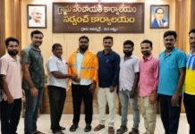 ఎలిగేడు సర్పంచ్కు ఘన సన్మానం ఎలిగేడు