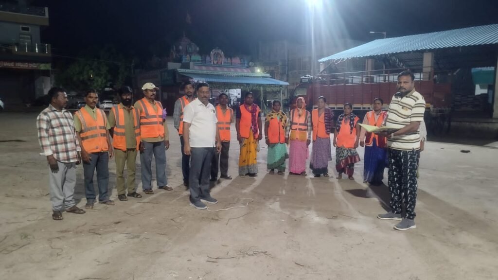 పారిశుద్ధ్యంపై ఆకస్మిక తనిఖీలు చేసిన మున్సిపల్ చైర్మన్ బసవేశ్వర్