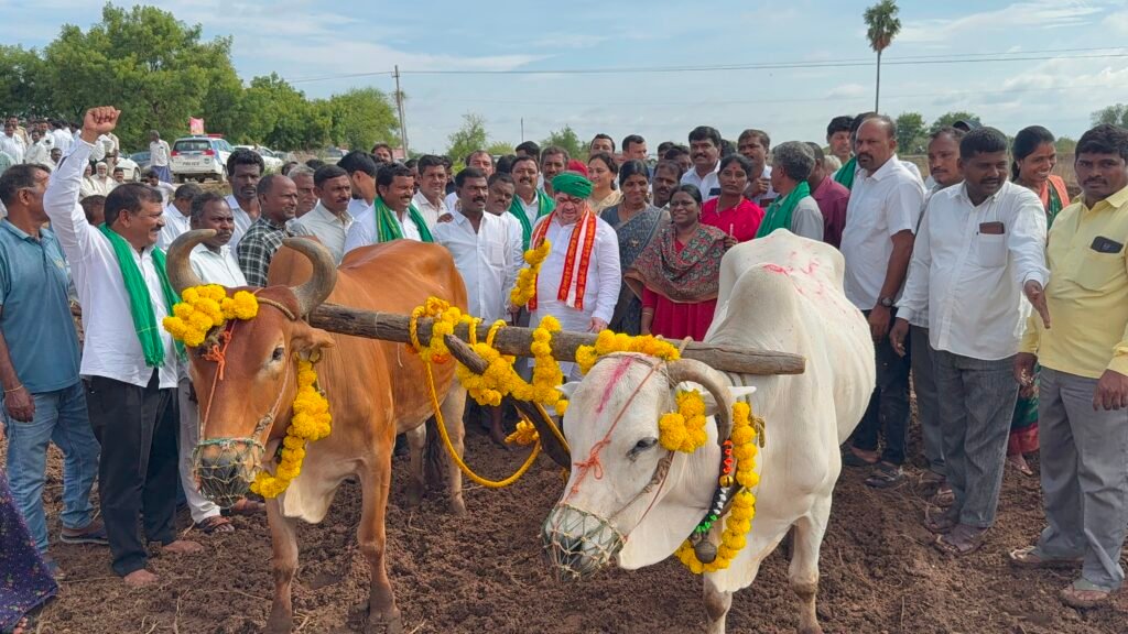 ఏరువాక పౌర్ణమి వేడుకల్లో పాల్గొన్న మంత్రి పొన్నం ప్రభాకర్