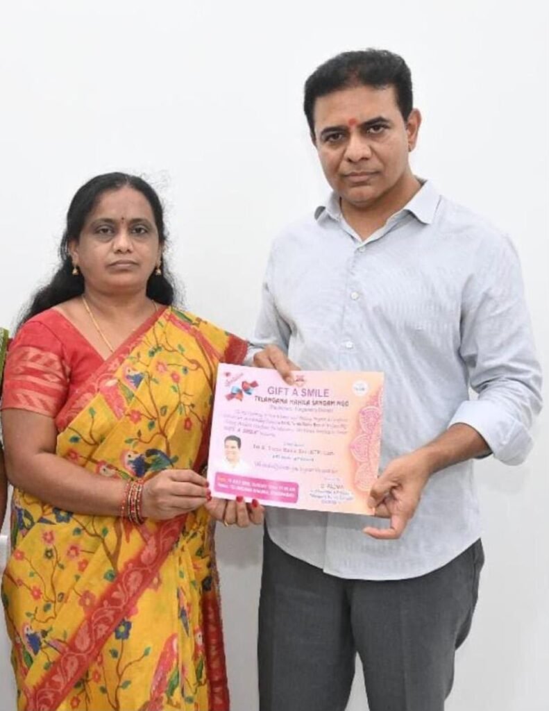 ఉచిత నైపుణ్య శిక్షణ పూర్తి చేసుకున్న మహిళలకు సర్టిఫికెట్లు పంపిణీ
