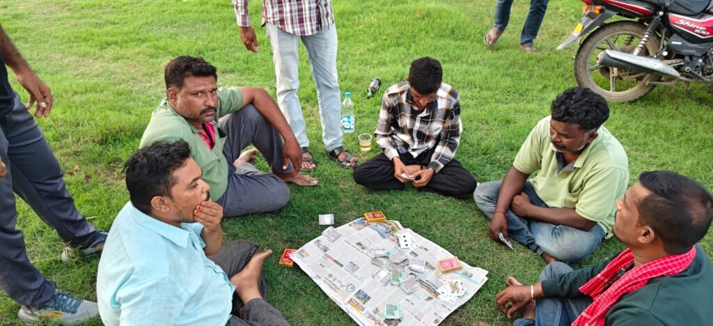 జూద స్థావరంపై పోలీసుల దాడి