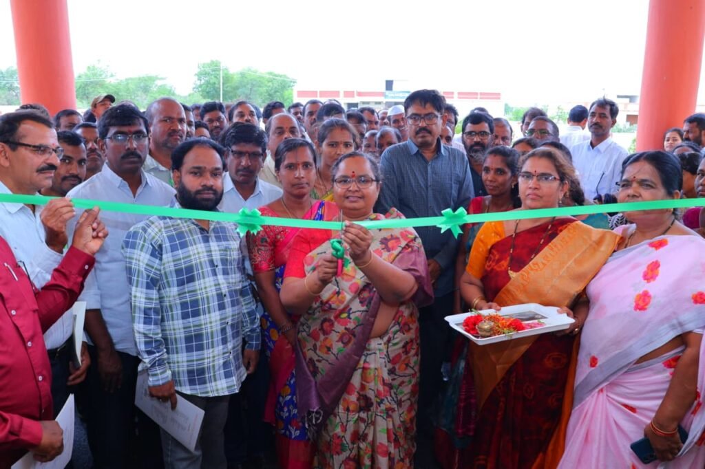 సెర్ప్ ఎస్‌ఆర్‌డీఎస్ సిబ్బంది ఆరోగ్యంపై ప్రత్యేక శ్రద్ధ చూపాలి: జిల్లా కలెక్టర్ కె హైమావతి