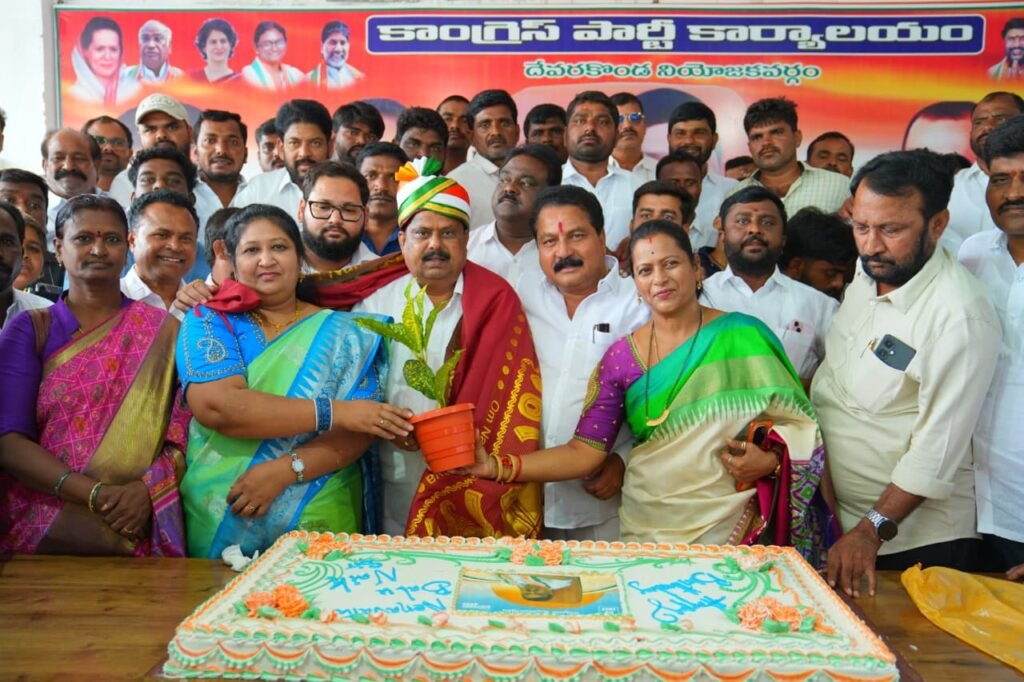 ఘనంగా ఎమ్మెల్యే నేనావత్ బాలు నాయక్ జన్మదిన వేడుకలు