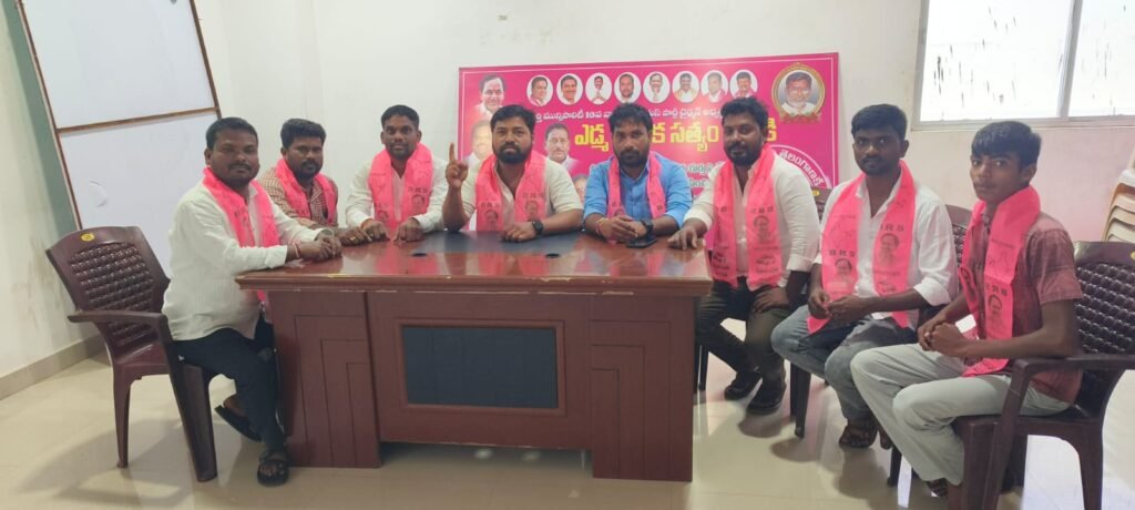 ఆర్‌ఎస్‌ ప్రవీణ్‌కుమార్‌పై కక్షపూరితంగానే భద్రత తొలగించారని ఆరోపణ
