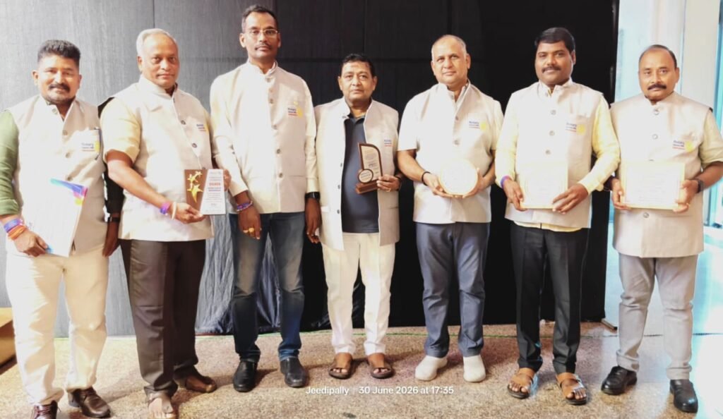 మహబూబాబాద్ రోటరీ క్లబ్‌కు అవార్డుల పంట..