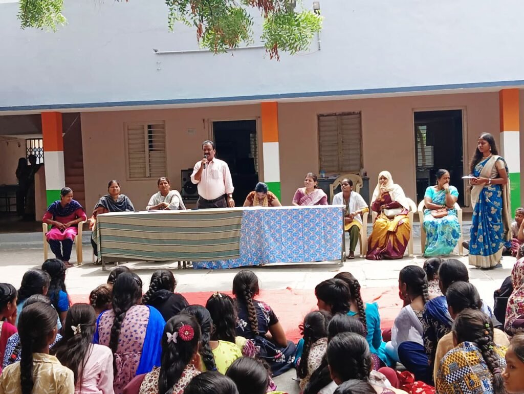 విద్యార్థినుల్లో నాయకత్వ వికాసానికి ‘వాయిస్–4 గర్ల్స్’