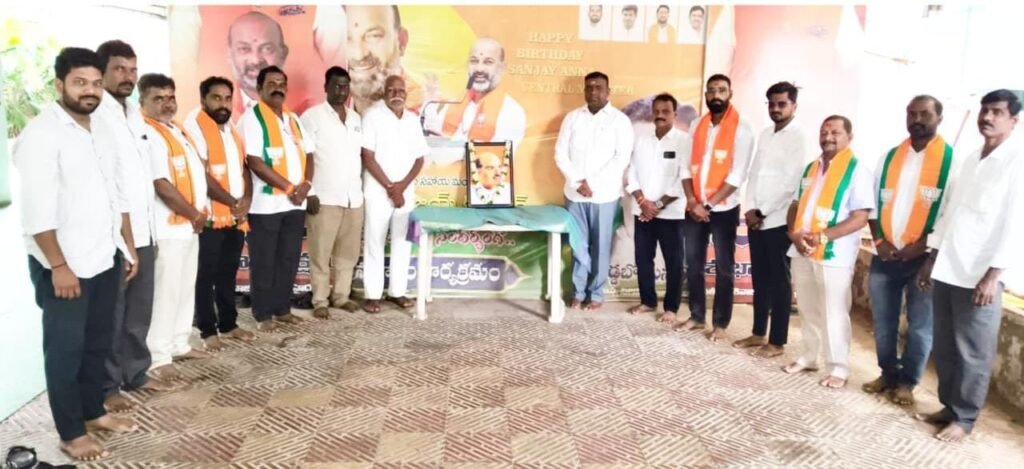 ఘనంగా డాక్టర్ శ్యామా ప్రసాద్ ముఖర్జీ వర్ధంతి