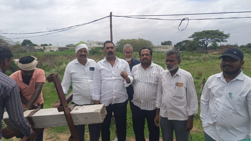 ఇందిరమ్మ ఇళ్ల లబ్ధిదారులకు విద్యుత్ కనెక్షన్లు