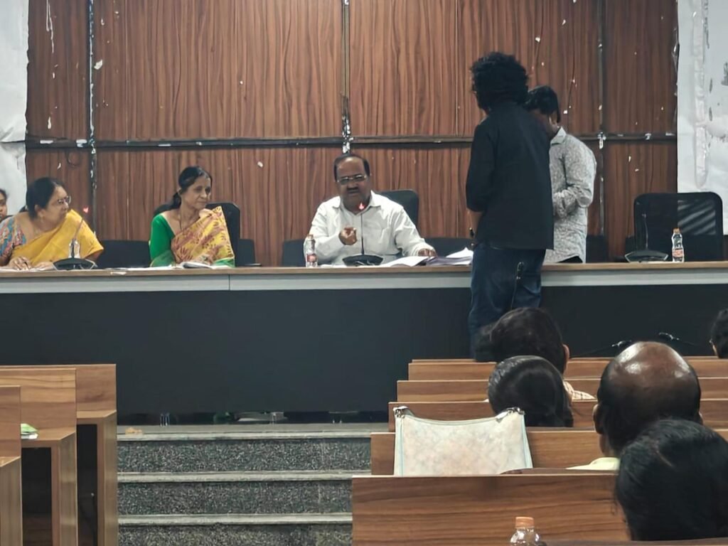 ప్రతి రైతు తప్పనిసరిగా ఫార్మర్ రిజిస్ట్రీ ఐడీ పొందాలి: అదనపు కలెక్టర్ చంద్రారెడ్డి