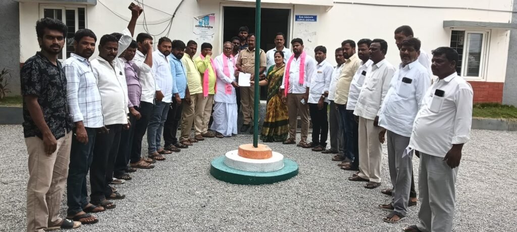 సీఎం రేవంత్ రెడ్డి వ్యాఖ్యలపై వెల్దండలో బిఆర్ఎస్ ఫిర్యాదు