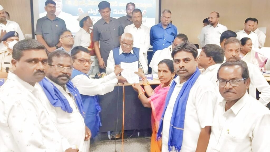 దళితులకు రక్షణ కల్పించండి