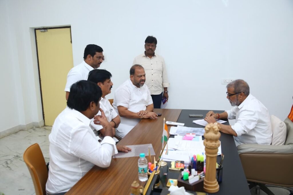 రంగారెడ్డి వైద్యశాఖలో కలకలం