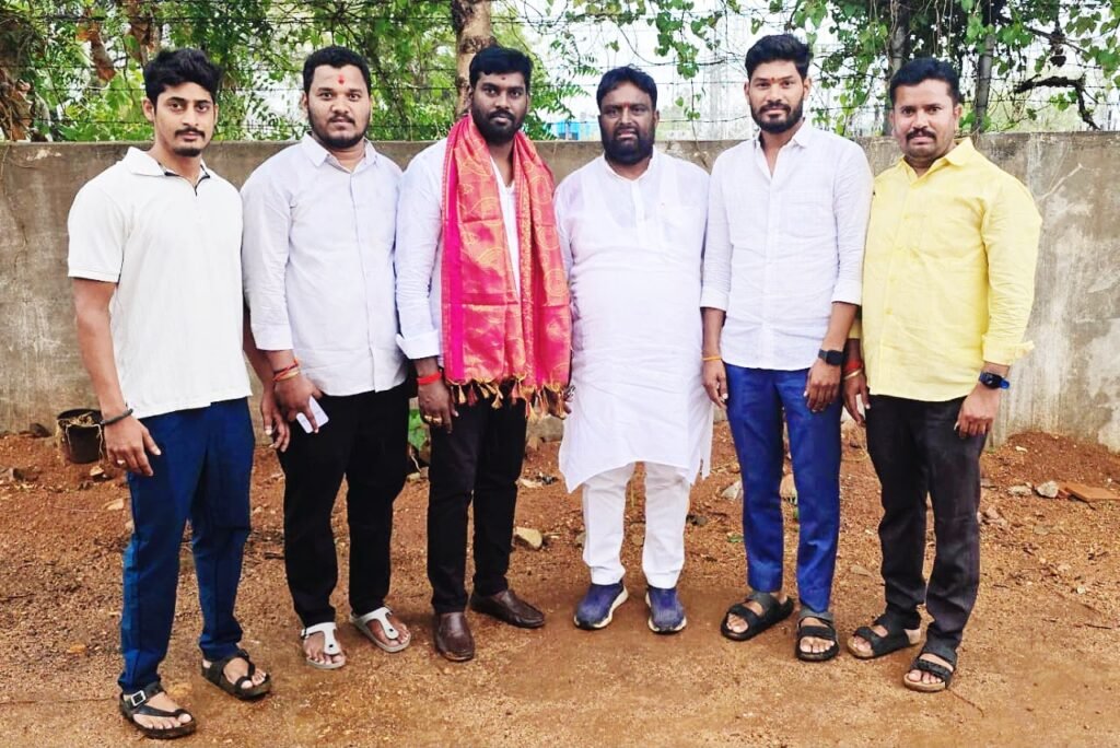 యువతతోనే పార్టీ బలోపేతం.. అంకితభావంతో పనిచేయాలి – తల్లోజు ఆచారి