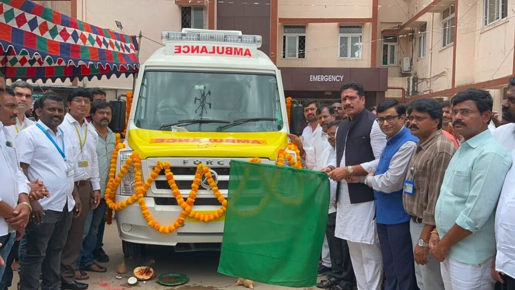 ₹60 లక్షలతో అత్యాధునిక ఐసీయూ అంబులెన్స్ ప్రారంభం
