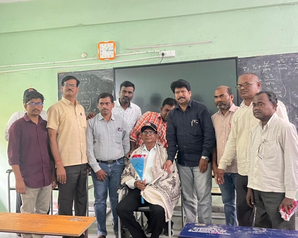 కార్గిల్ వీరులకు ప్రభుత్వ జూనియర్ కళాశాల ఘన సన్మానం