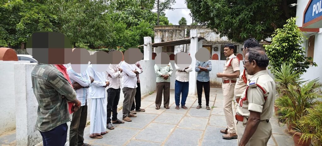 జిల్లావ్యాప్తంగా రౌడీషీటర్లకు పోలీసుల కౌన్సిలింగ్