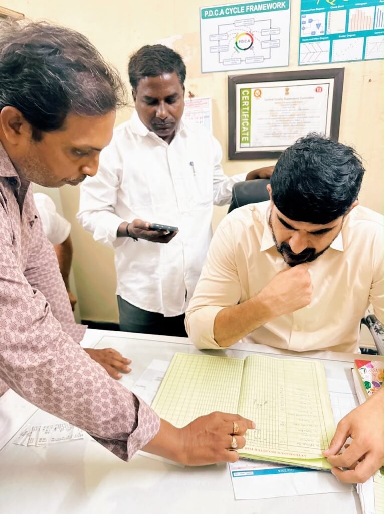 చల్లూరు పిహెచ్‌సీలో ఎమ్మెల్యే కౌశిక్ రెడ్డి ఆకస్మిక తనిఖీ