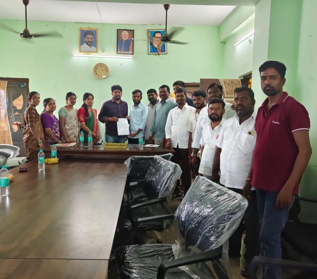 జాతీయ పతాక గౌరవ పరిరక్షణకు చర్యలు తీసుకోవాలి