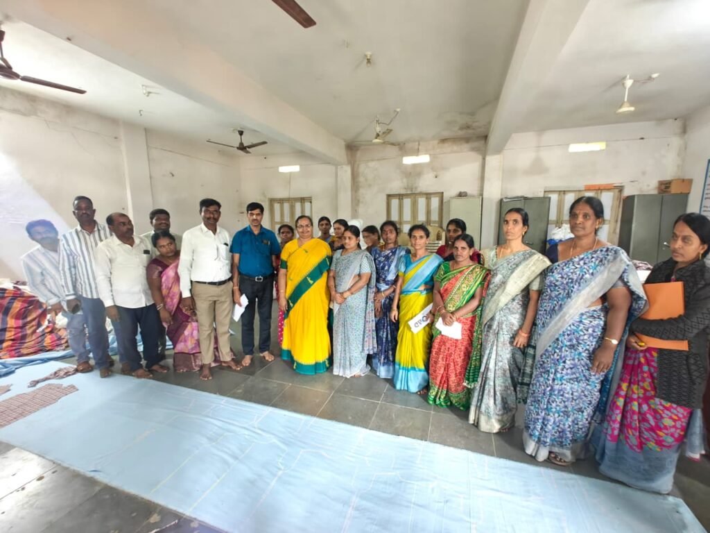 ఆగస్టు 15 నాటికి ప్రతి విద్యార్థికి యూనిఫామ్ అందించాలి: కలెక్టర్ కె. హైమావతి