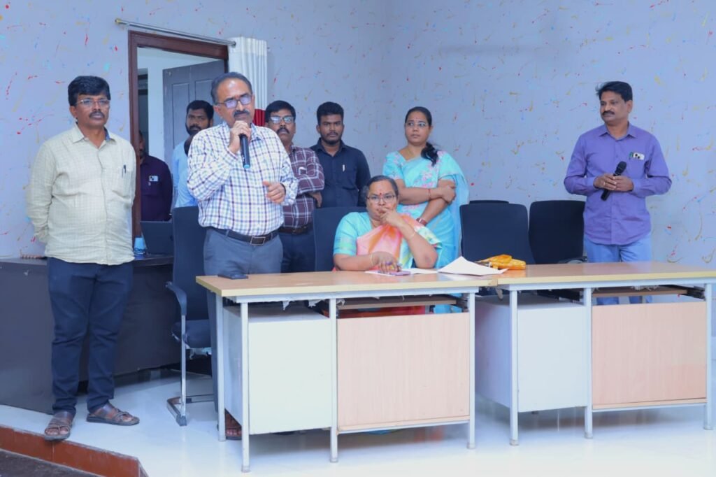 ప్రభుత్వ పాఠశాలల్లో బోధన నాణ్యత పెంచాలి – కలెక్టర్ హైమావతి 