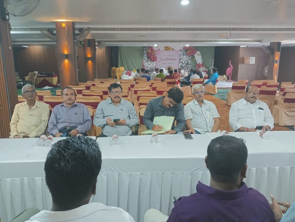 జర్నలిస్టుల సంక్షేమానికి ప్రత్యేక చర్యలు చేపట్టాలి