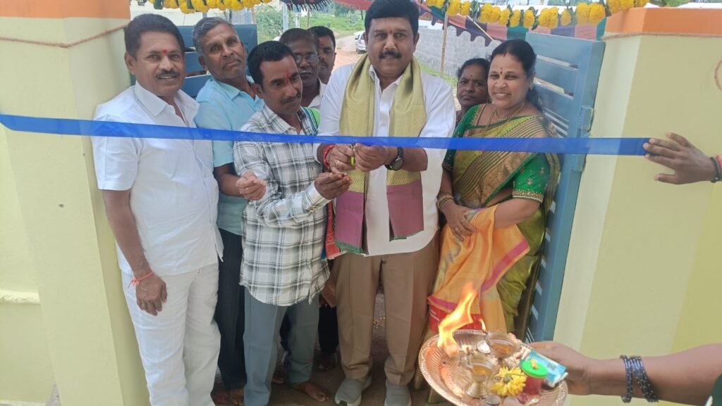 16వ డివిజన్‌లో ఘనంగా ఇందిరమ్మ గృహప్రవేశం