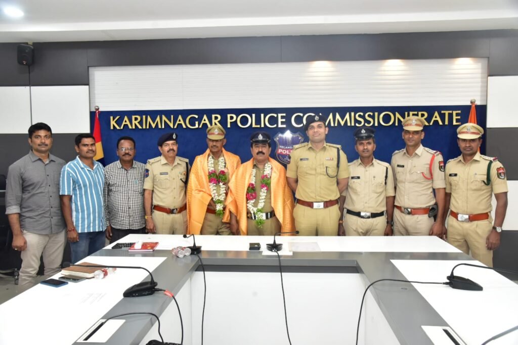 సుదీర్ఘ సేవలకు వీడ్కోలు.. పోలీసు అధికారులకు ఘన సన్మానం