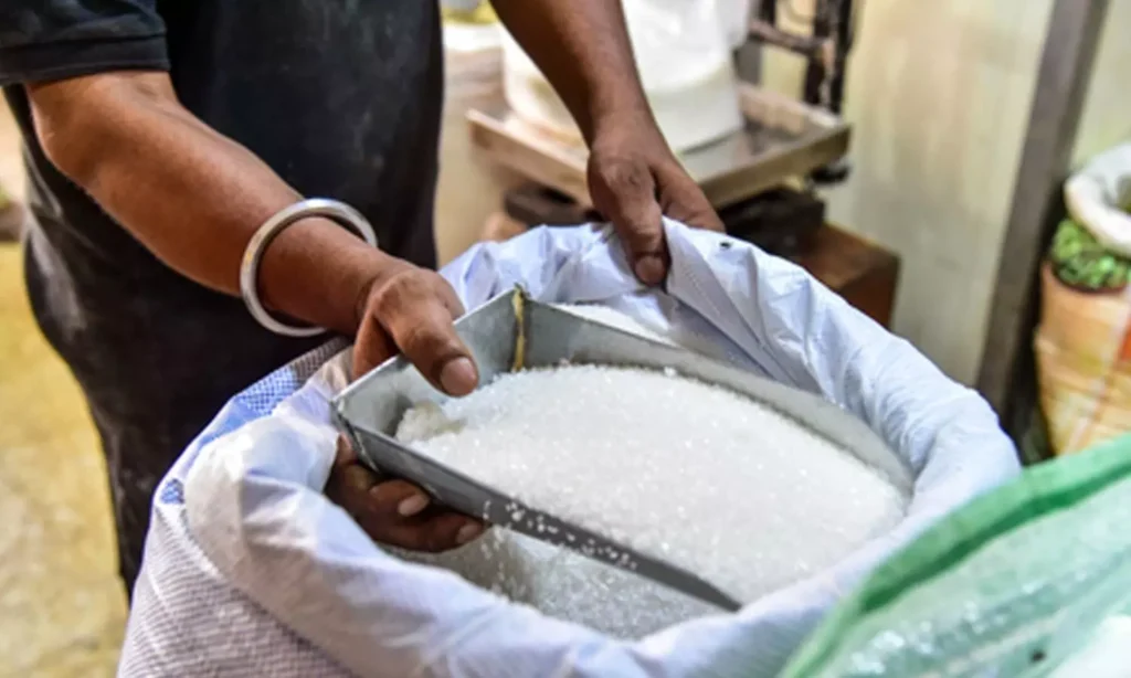 చక్కెరకు చేదెక్కింది! కిలో ₹75 దాటింది.. ‘కొరత లేదు’ అంటున్న సర్కారు!