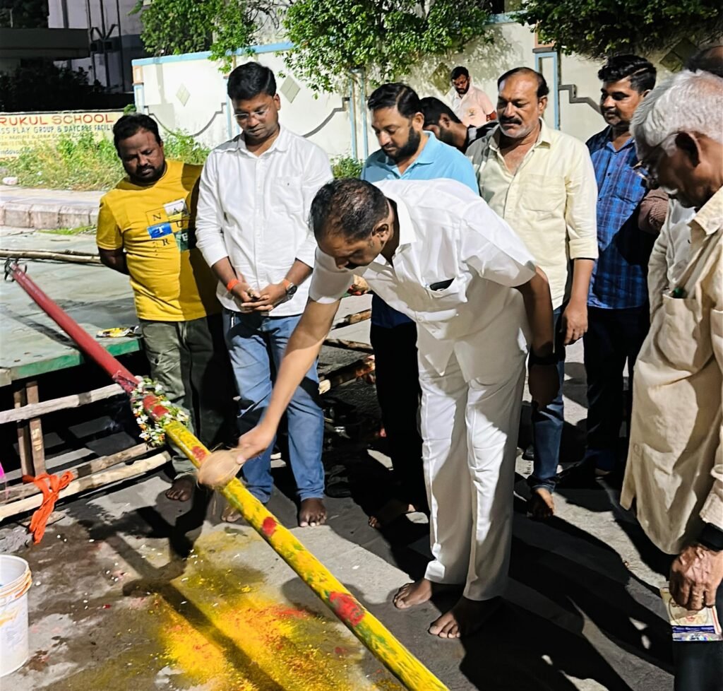 శ్రీ విఘ్నేశ్వర మండప ప్రారంభానికి ఘనంగా కర్ర పూజ