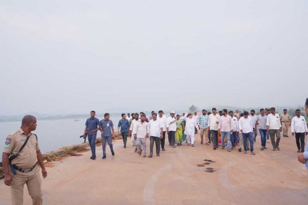 ప్రశాంత వాతావరణంలో గణేశ్‌ నిమజ్జనం నిర్వహించాలి