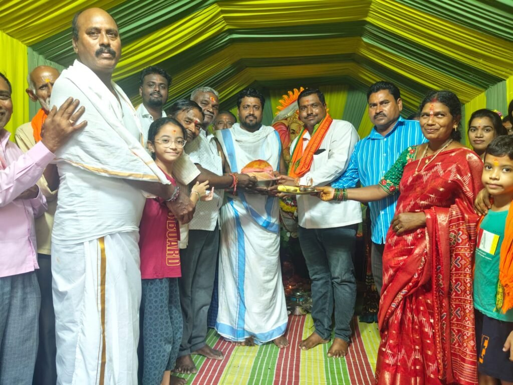 లక్కీ డ్రాలో పాత్రికేయుడికి లడ్డూ