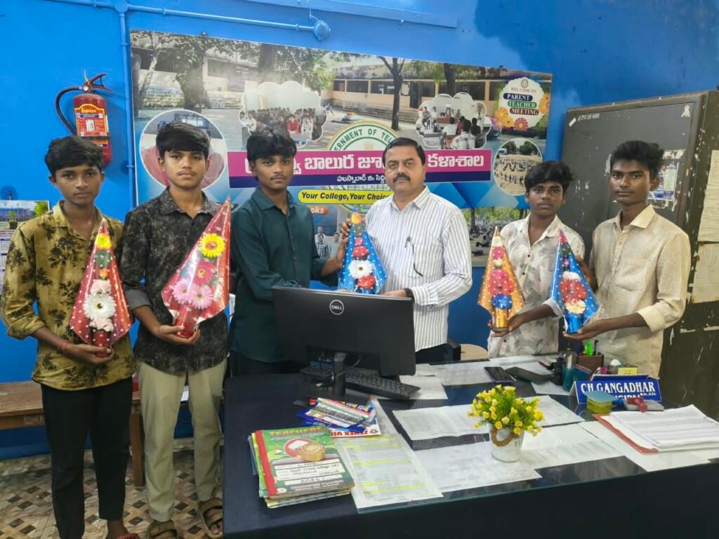 టూరిజం క్లబ్‌ పోటీల్లో హుస్నాబాద్‌ విద్యార్థులకు తృతీయ బహుమతి