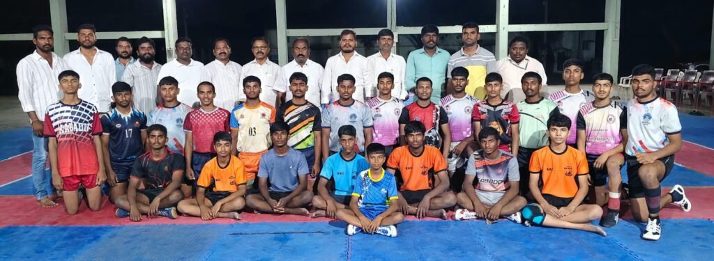 కబడ్డీ శిక్షణ శిబిరాన్ని సందర్శించిన శివకుమార్