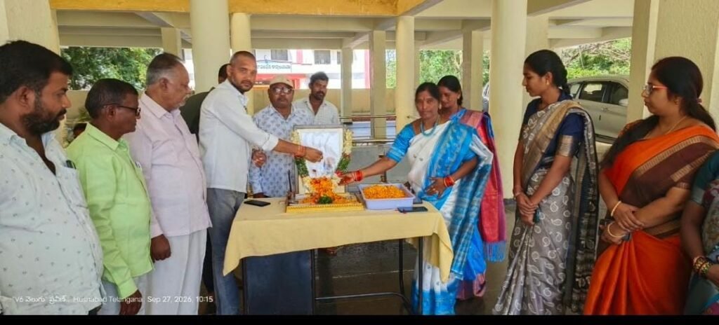 కొండా లక్ష్మణ్‌ బాపూజీకి ఘన నివాళి