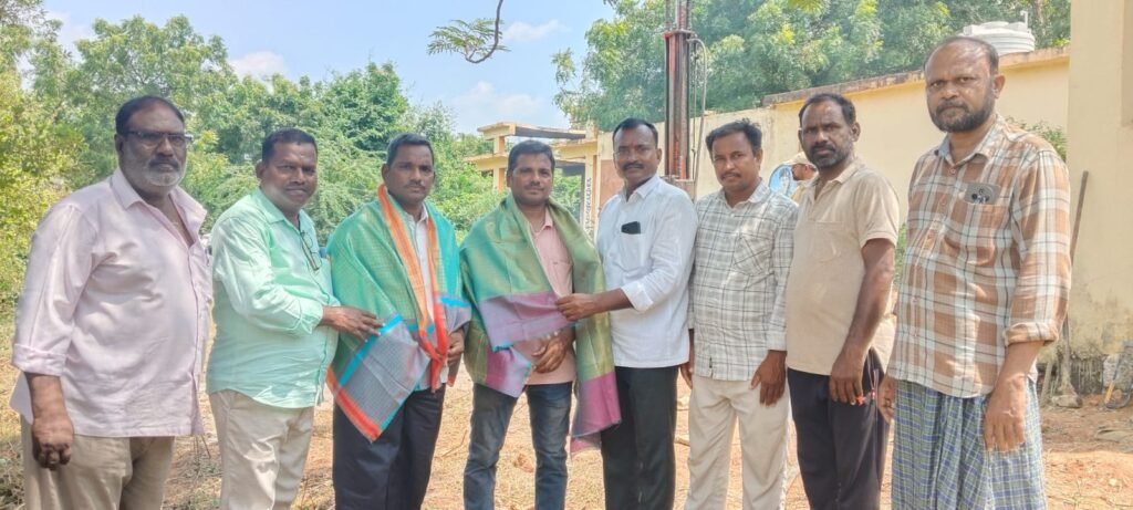 వెంకన్న గుప్త జ్ఞాపకార్థం వైకుంఠధామానికి బోరు