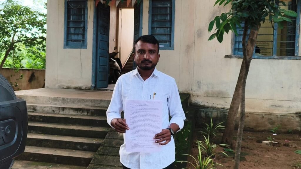 బెల్టు షాపులను తొలగించాలని గౌరవెల్లి గ్రామ ప్రజల వినతి