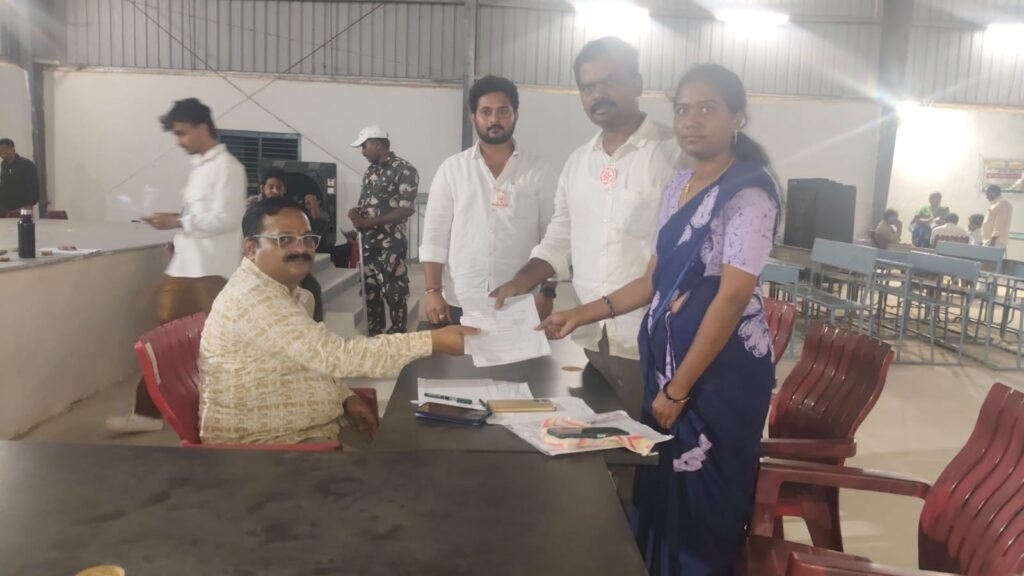 గడివేముల జెడ్పీటీసీ అభ్యర్థిగా జనసేన తరఫున దివ్యవాణి నామినేషన్