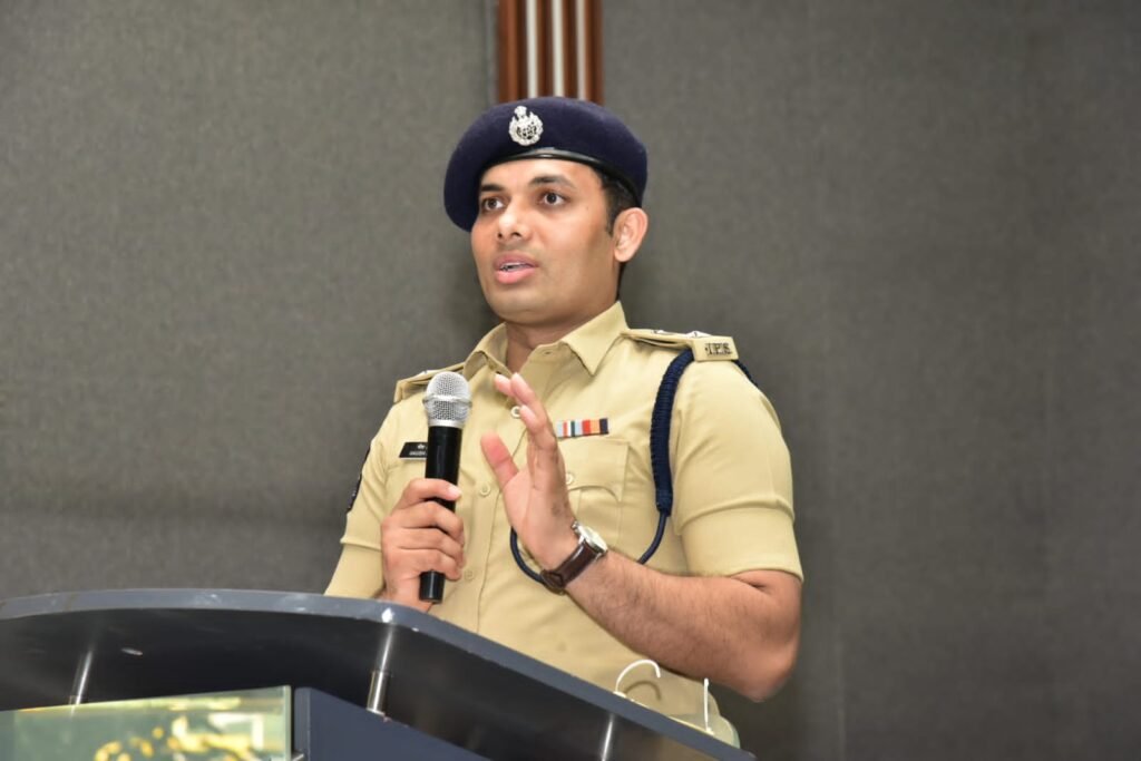 శాంతిభద్రతలకి విఘాతం కలిగిస్తే కఠిన చర్యలు.. డీజే, డ్రోన్లపై నిషేధం