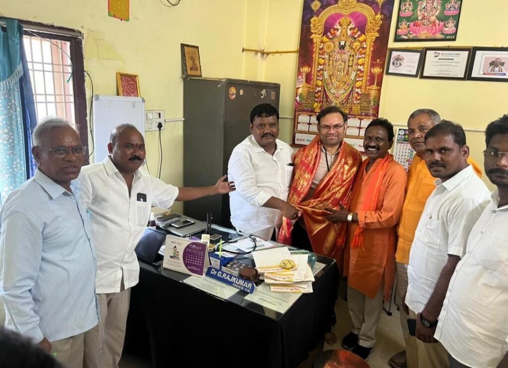 రెడ్‌క్రాస్‌ సేవా కార్యక్రమాలు మరింత విస్తరించాలి