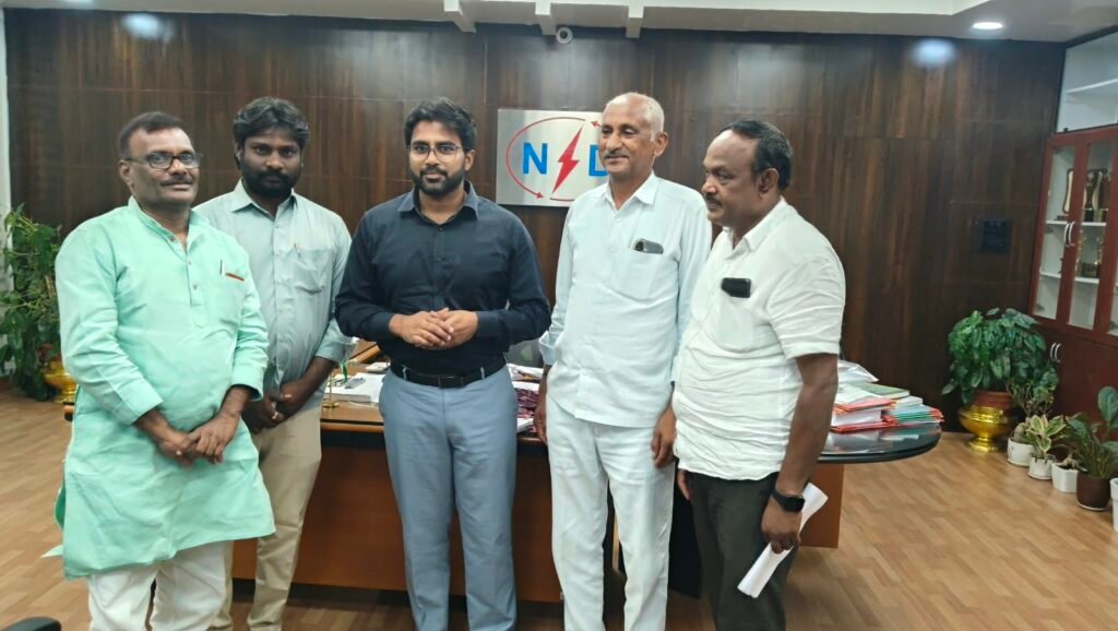 మంథని నియోజకవర్గంలో విద్యుత్‌ సరఫరా మెరుగుపరచాలి