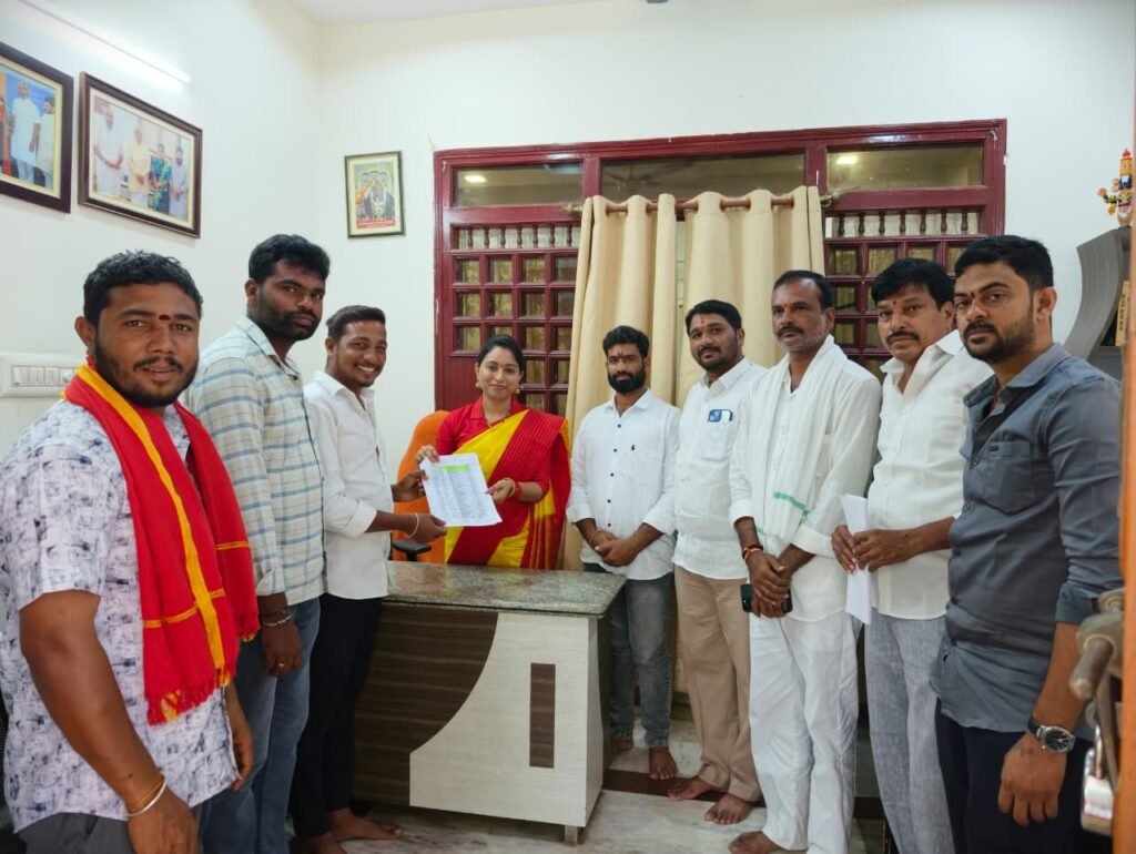 ఎంపీ నిధులతో తక్కళ్లపల్లి, రాయికల్‌లో హైమాస్ట్‌ లైట్లు మంజూరు