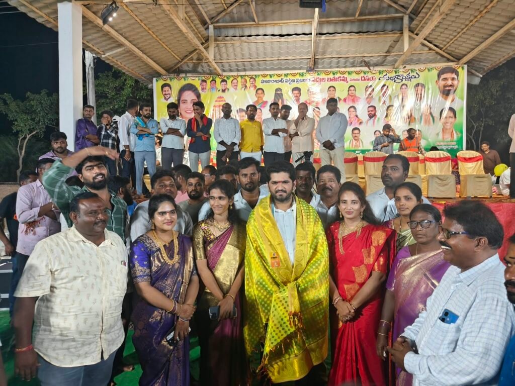 హుజూరాబాద్‌లో ఘనంగా సద్దుల బతుకమ్మ వేడుకలు
