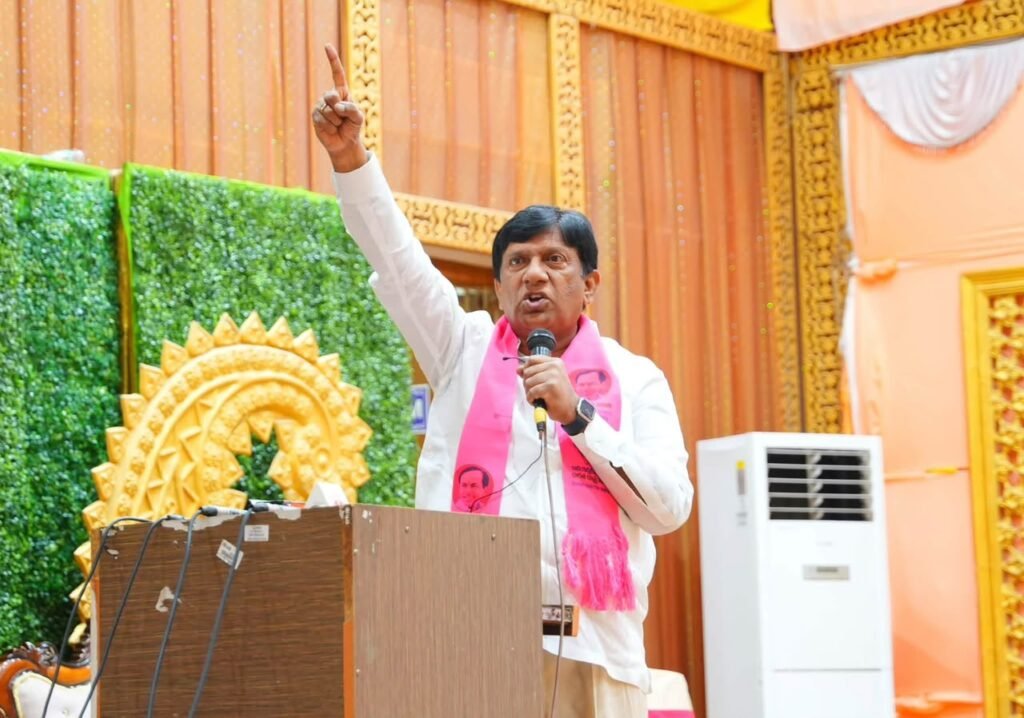 పట్టభద్రుల ఎమ్మెల్సీ ఎన్నికలు తెలంగాణ రాజకీయ దిశను సూచిస్తాయి: వినోద్‌కుమార్‌