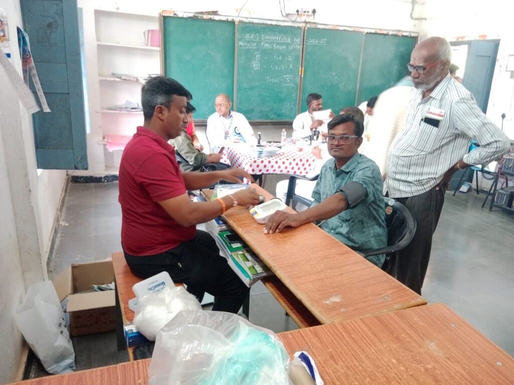 తంగెడ ఫౌండేషన్ ఆధ్వర్యంలో ఉచిత ఆయుర్వేద వైద్య శిబిరం